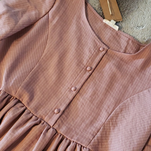 😻😻 S/M/L MAUVE STRIPE PRINT DRESS. - Picture 2 of 5